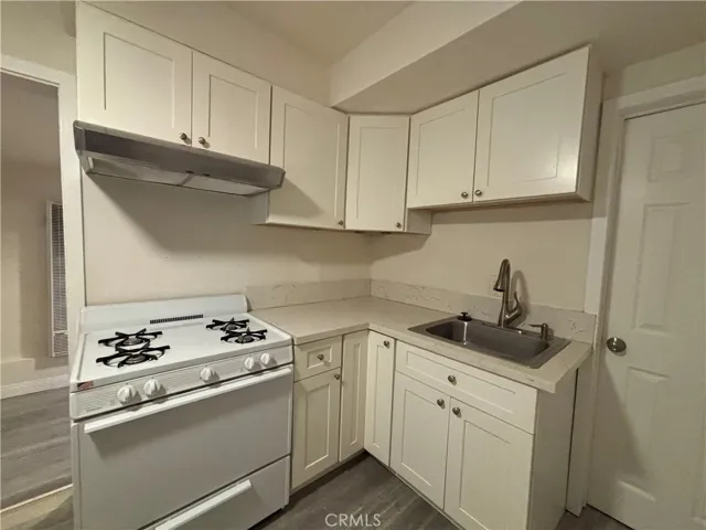 6769 Atoll Ave, North Hollywood, California 91605