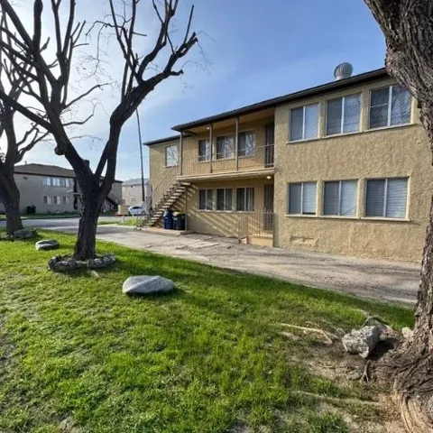 1020 S Grandee Avenue, Compton, California 90220