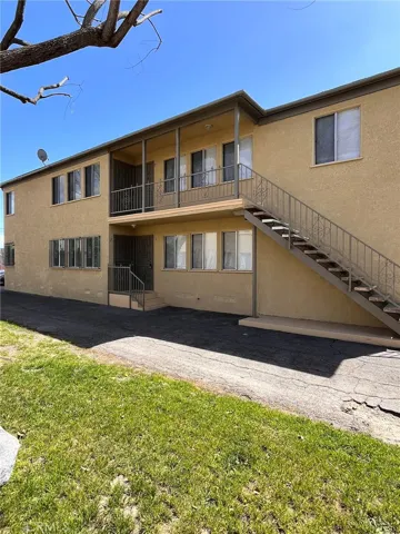 1020 S Grandee Avenue, Compton, California 90220