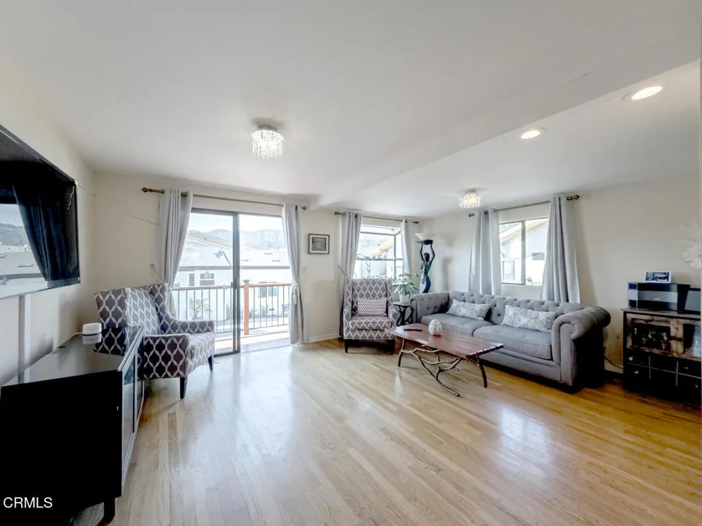 2920 Fairmount Avenue, La Crescenta, California 91214 home-pic-16