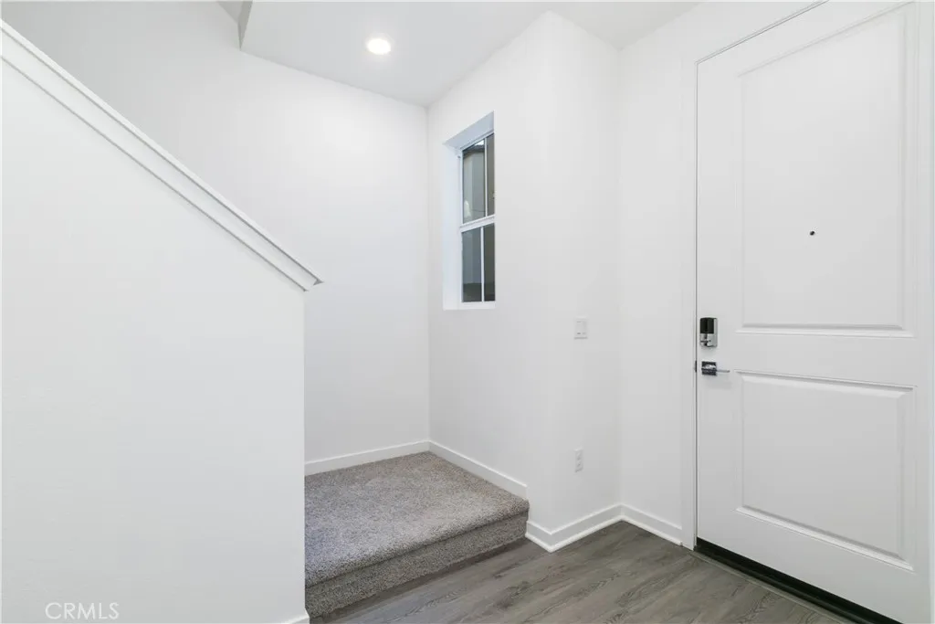 667 Limoncello Lane, Covina, California 91723 home-pic-2