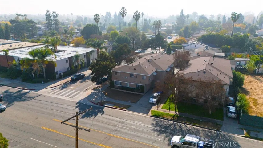 13136 Victory Boulevard, Van Nuys, California 91401