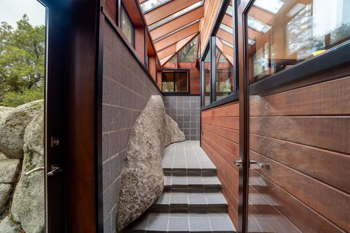 25504CedarGlenDr.-40