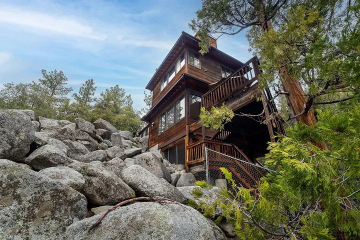25504CedarGlenDr.-12