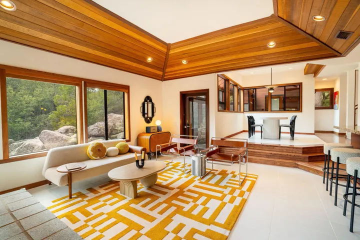 25504CedarGlenDr.-27