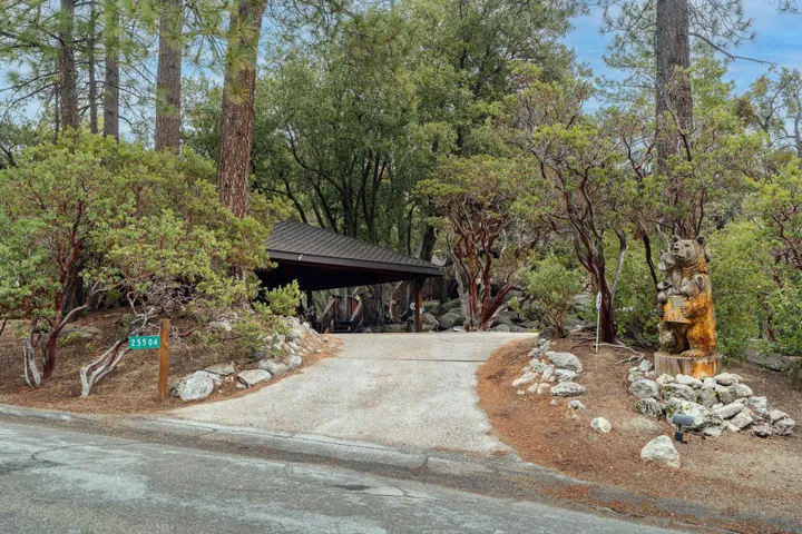 25504CedarGlenDr.-1