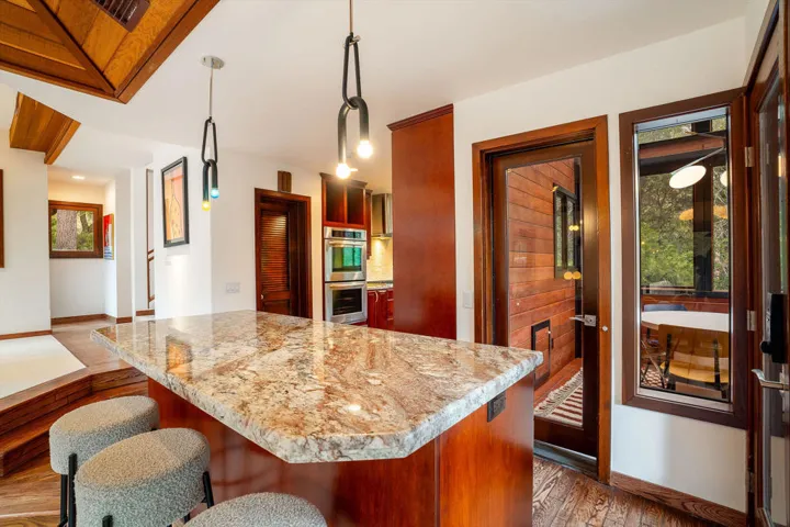 25504CedarGlenDr.-31