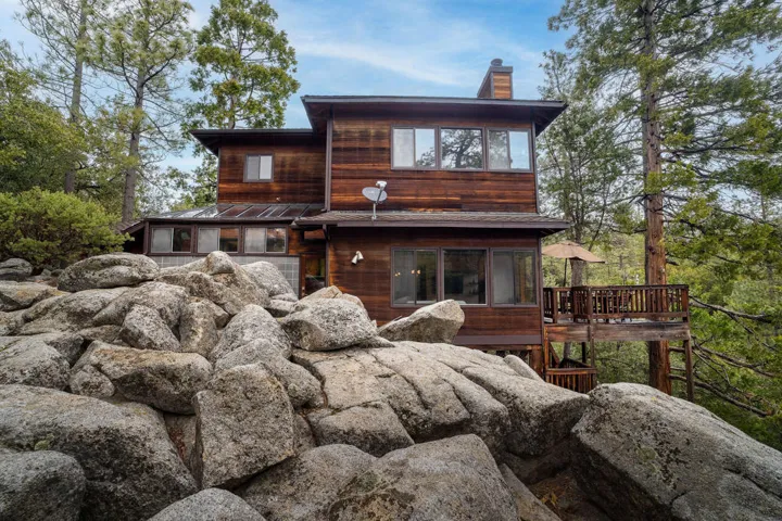 25504CedarGlenDr.-8