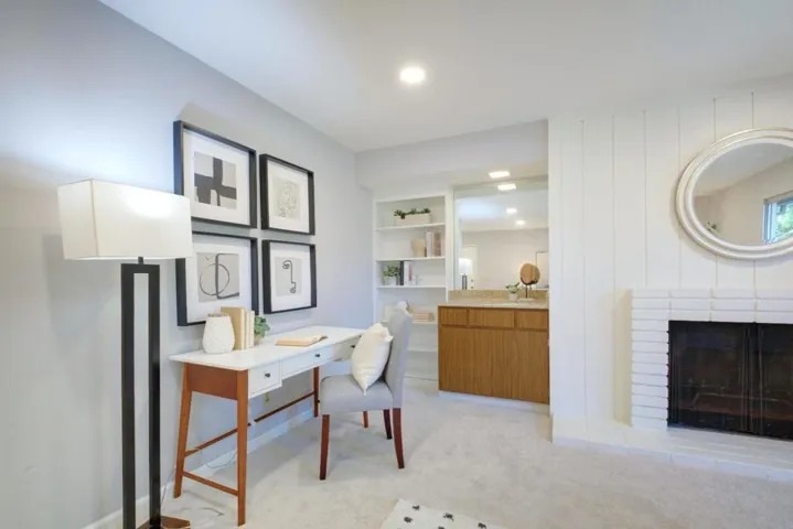 50 E Middlefield Road 40, Mountain View, California 94043