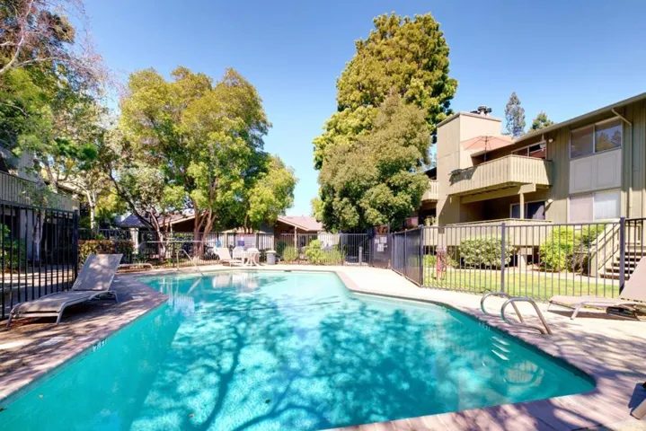 50 E Middlefield Road 40, Mountain View, California 94043