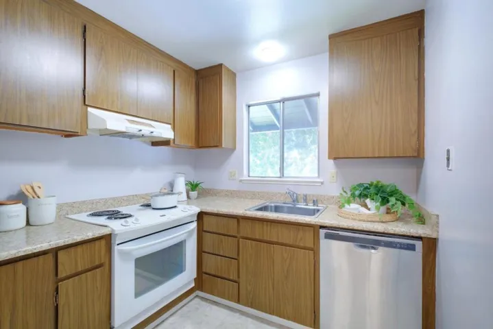 50 E Middlefield Road 40, Mountain View, California 94043