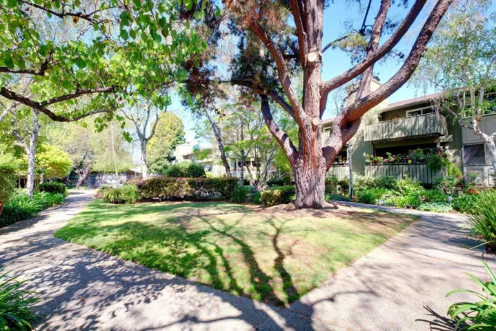 50 E Middlefield Road 40, Mountain View, California 94043