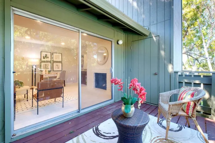 50 E Middlefield Road 40, Mountain View, California 94043