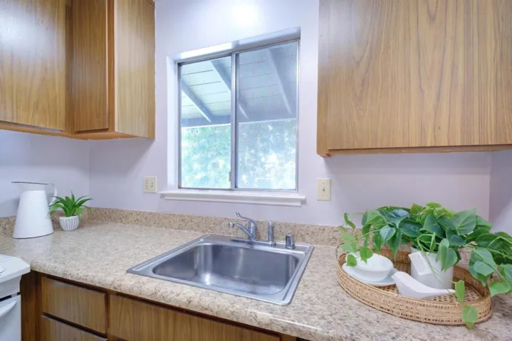 50 E Middlefield Road 40, Mountain View, California 94043