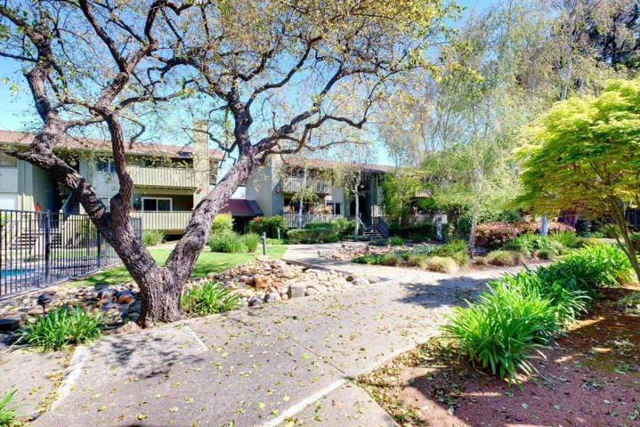 50 E Middlefield Road 40, Mountain View, California 94043