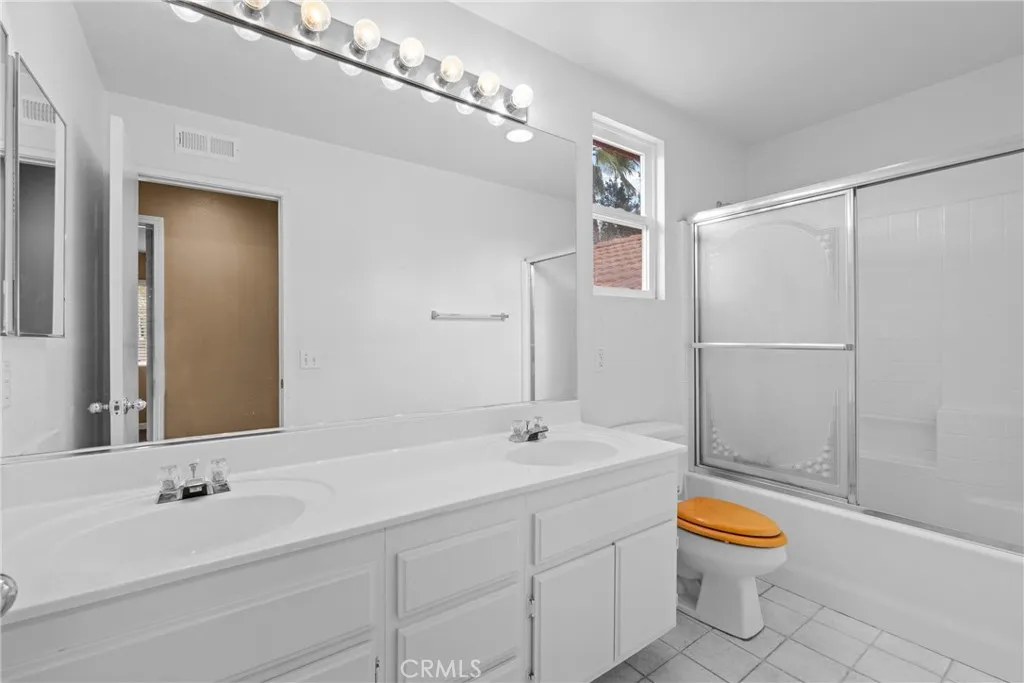 32865 Naples Court, Temecula, California 92592 home-pic-34