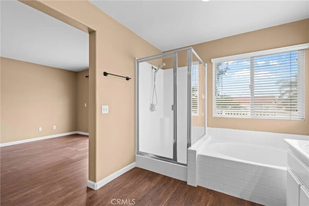 32865 Naples Court, Temecula, California 92592 home-pic-25