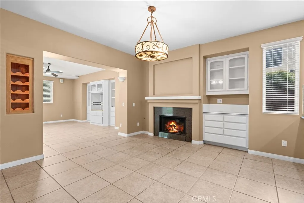 32865 Naples Court, Temecula, California 92592 home-pic-6