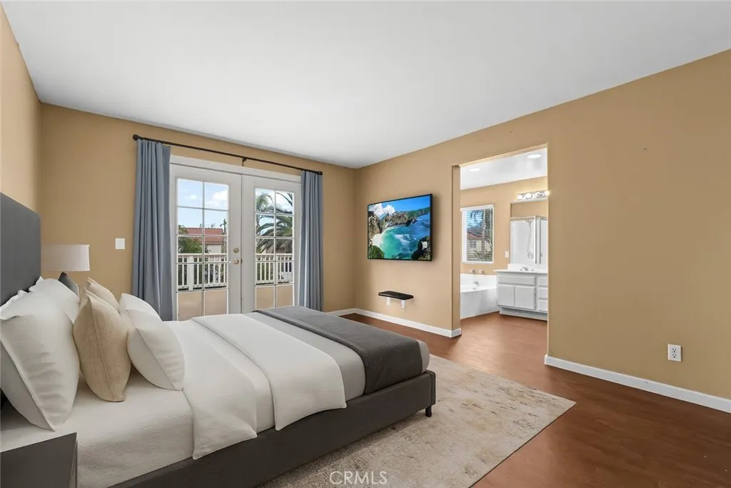 32865 Naples Court, Temecula, California 92592 home-pic-3