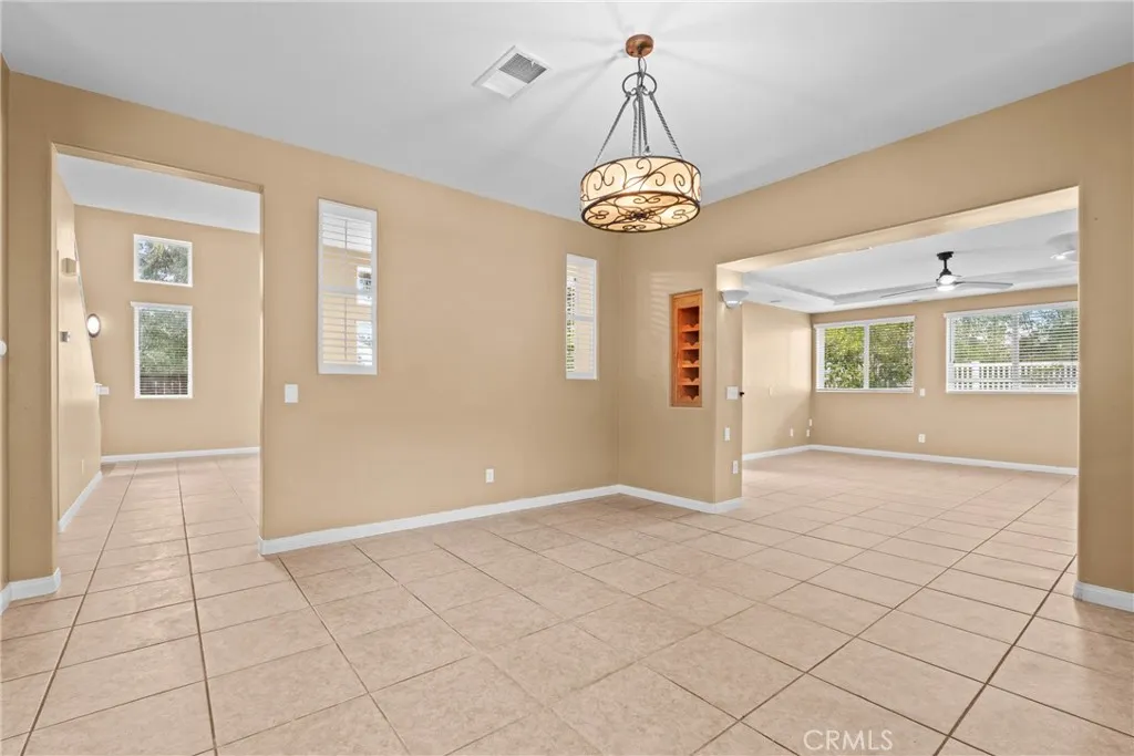 32865 Naples Court, Temecula, California 92592 home-pic-16