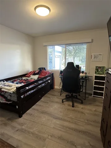 Downstairs bedroom 2.