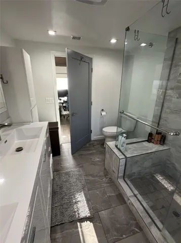 Upstairs bathroom.