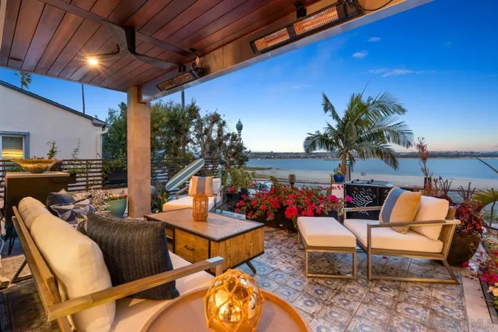 3434 Crown Point Drive, San Diego, California 92109