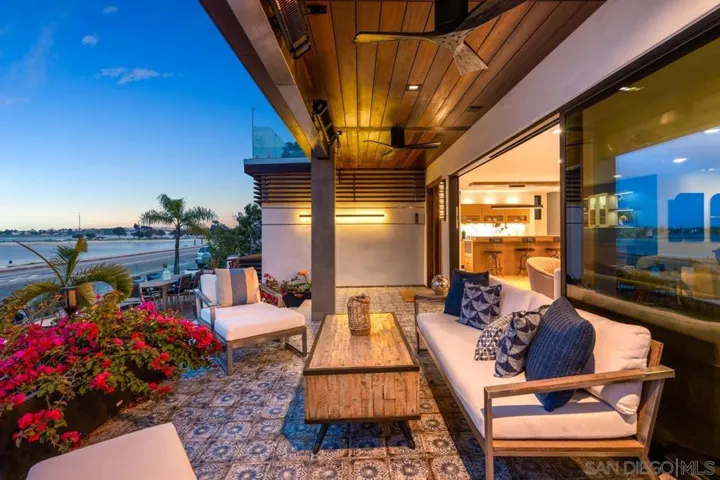 3434 Crown Point Drive, San Diego, California 92109