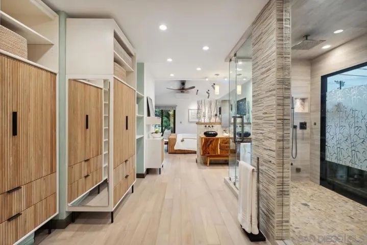 3434 Crown Point Drive, San Diego, California 92109