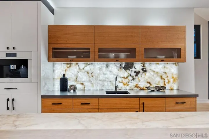 3434 Crown Point Drive, San Diego, California 92109