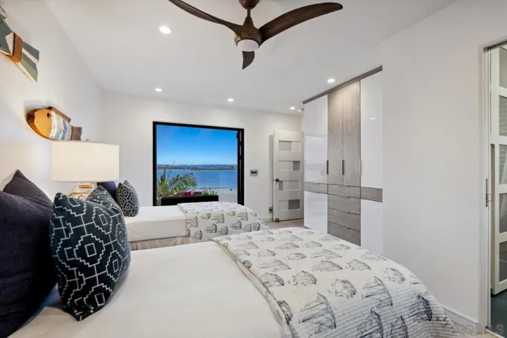 3434 Crown Point Drive, San Diego, California 92109