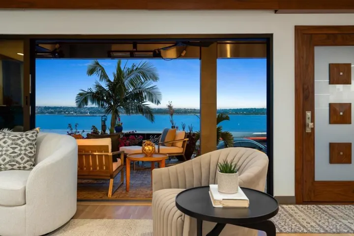 3434 Crown Point Drive, San Diego, California 92109