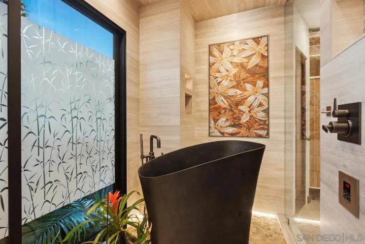 3434 Crown Point Drive, San Diego, California 92109