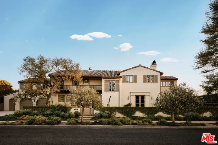 14924 Camarosa Drive, Pacific Palisades, California 90272