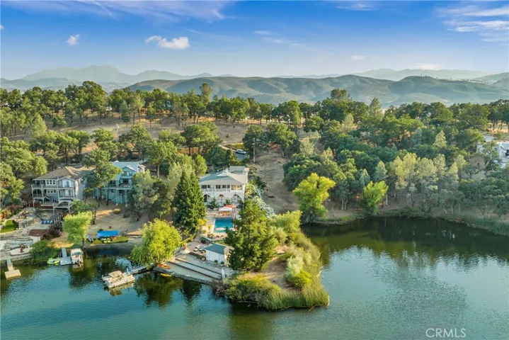 18520 Lakeridge Circle, Hidden Valley Lake, California 95467
