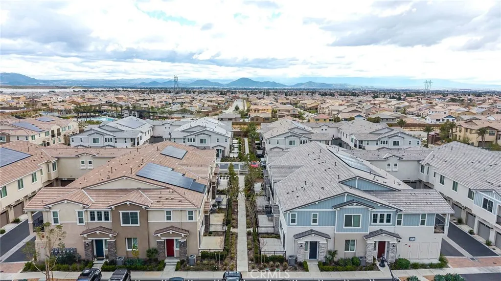 16502 Casa Grande Avenue 235, Fontana, California 92336 home-pic-32