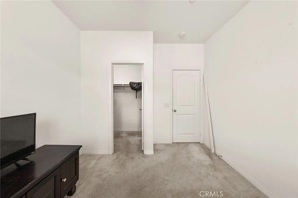 16502 Casa Grande Avenue 235, Fontana, California 92336 home-pic-27