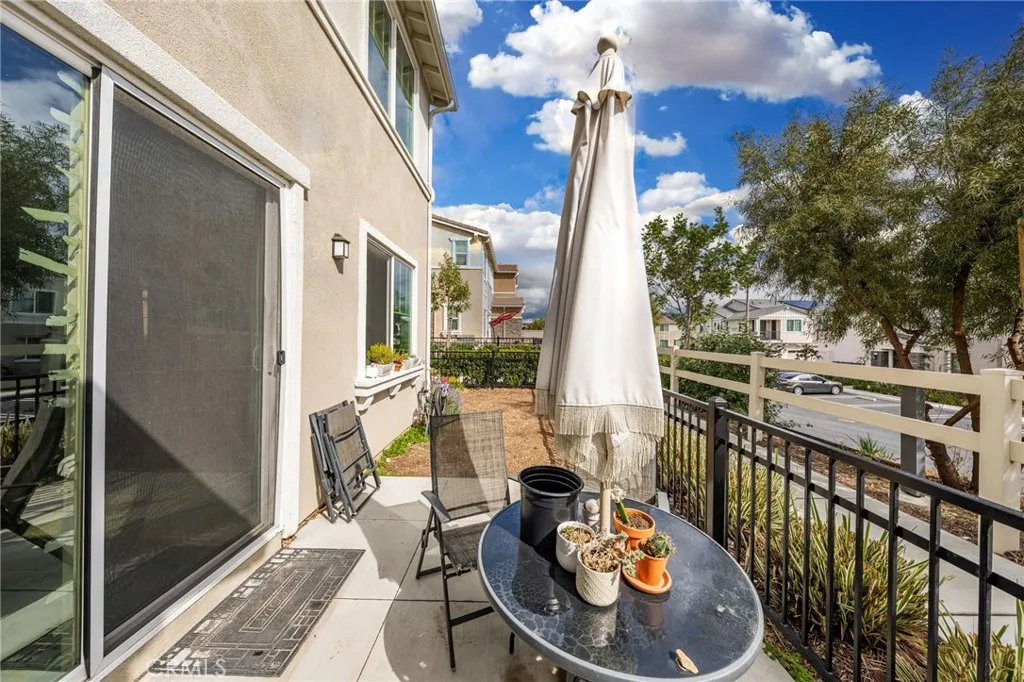 16502 Casa Grande Avenue 235, Fontana, California 92336 home-pic-9