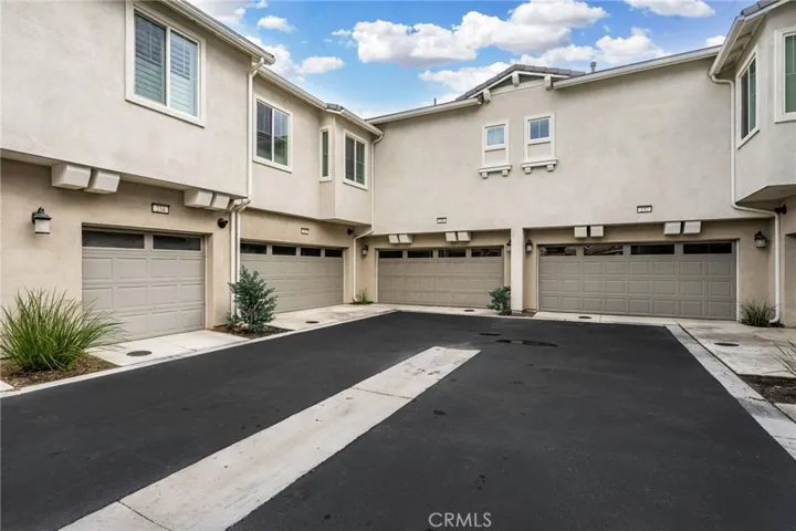 16502 Casa Grande Avenue 235, Fontana, California 92336