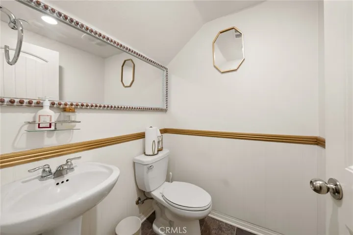 16502 Casa Grande Avenue 235, Fontana, California 92336
