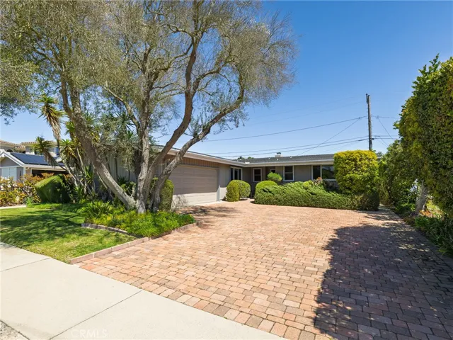 27012 Freeport Road, Rancho Palos Verdes, California 90275