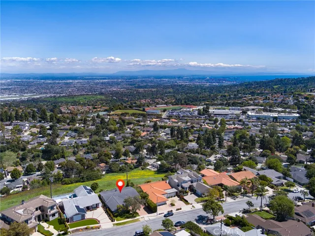 27012 Freeport Road, Rancho Palos Verdes, California 90275