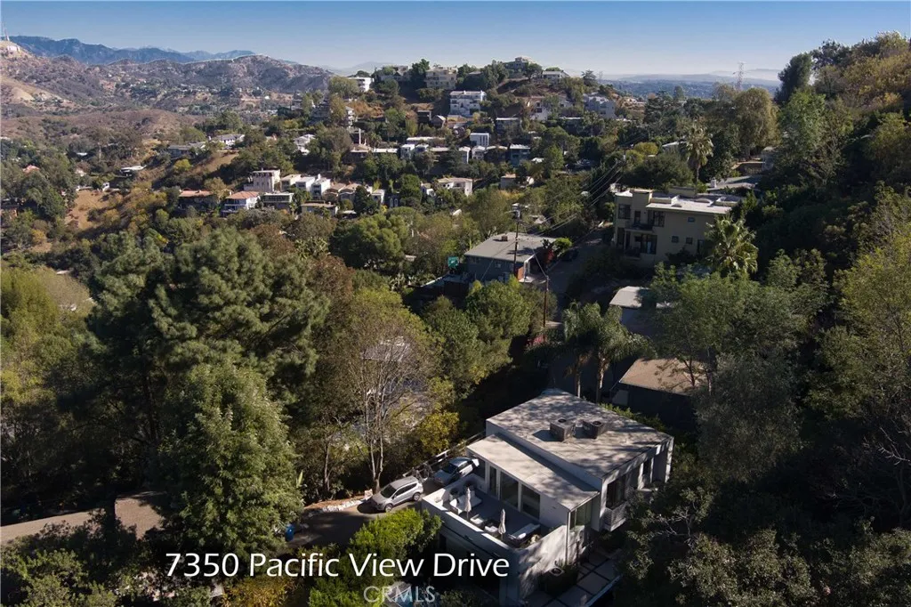 7350 Pacific View Drive, Los Angeles, California 90068 home-pic-47