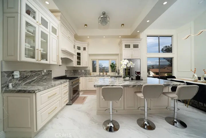 6605 E Canyon Hills Road, Anaheim Hills, California 92807