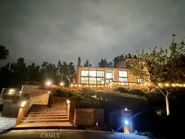 6605 E Canyon Hills Road, Anaheim Hills, California 92807