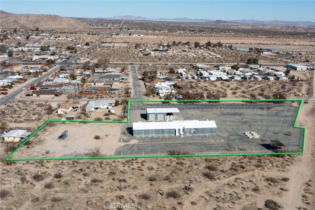 62147 Desert Air Road, Joshua Tree, California 92252 home-pic-7