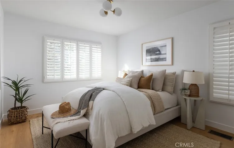 2604 Victoria Drive, Laguna Beach, California 92651