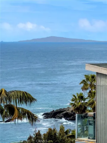 2604 Victoria Drive, Laguna Beach, California 92651