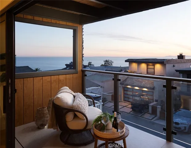 2604 Victoria Drive, Laguna Beach, California 92651