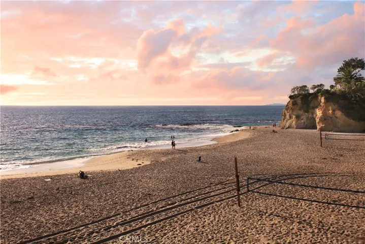 2604 Victoria Drive, Laguna Beach, California 92651